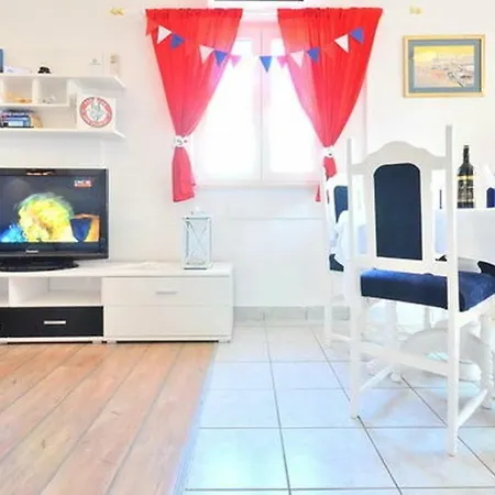 Apartments Residence Sunce Supetar - Cozy Base To Stay And Explore Island Brac Free Parking Exterior photo