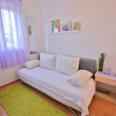 Apartments Residence Sunce Supetar - Cozy Base To Stay And Explore Island Brac Free Parking Exterior photo
