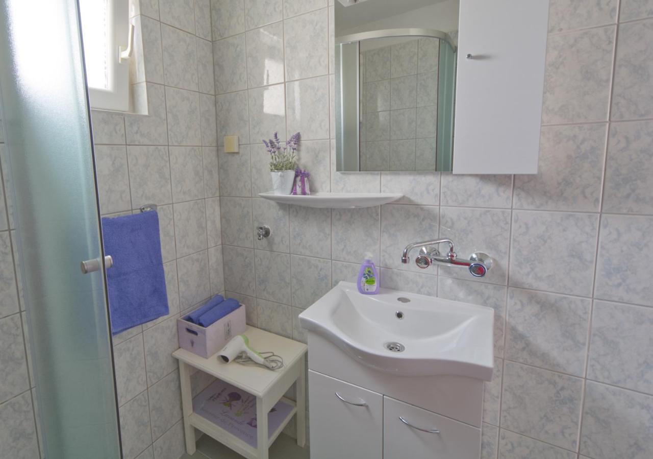 Sunce - Cozy Base To And Explore Island Brac Free Parking Apartment