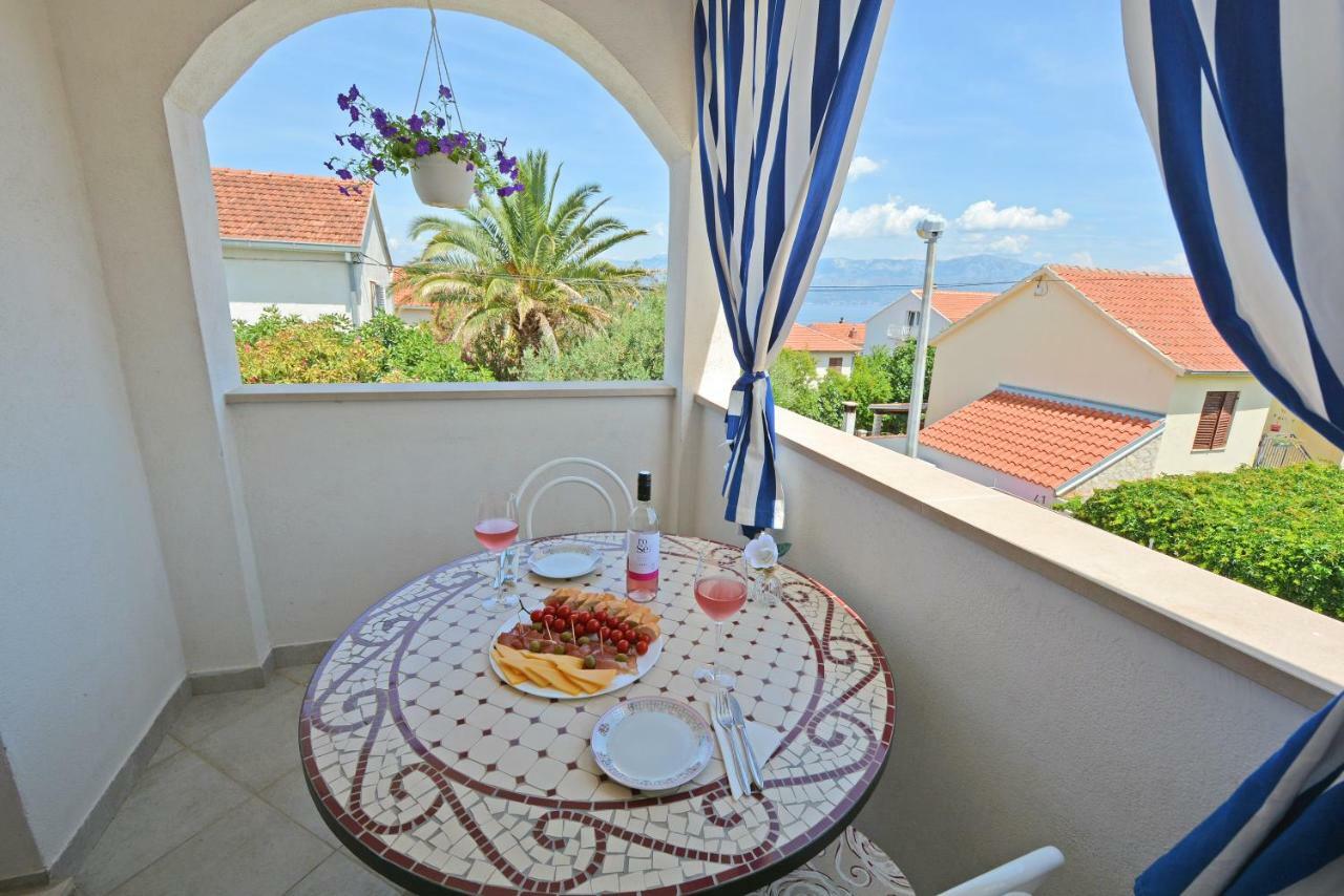 Sunce - Cozy Base To And Explore Island Brac Free Parking Apartment