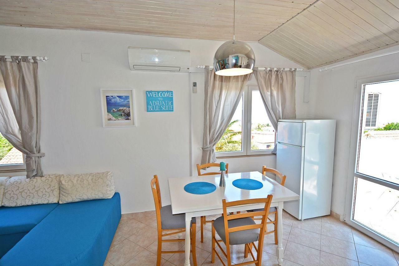 Sunce - Cozy Base To And Explore Island Brac Free Parking Apartment *